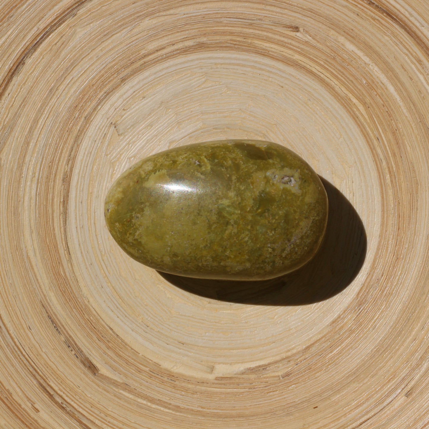 Green Opal (Mini Palm Stone) (No.1) - Emit Energy