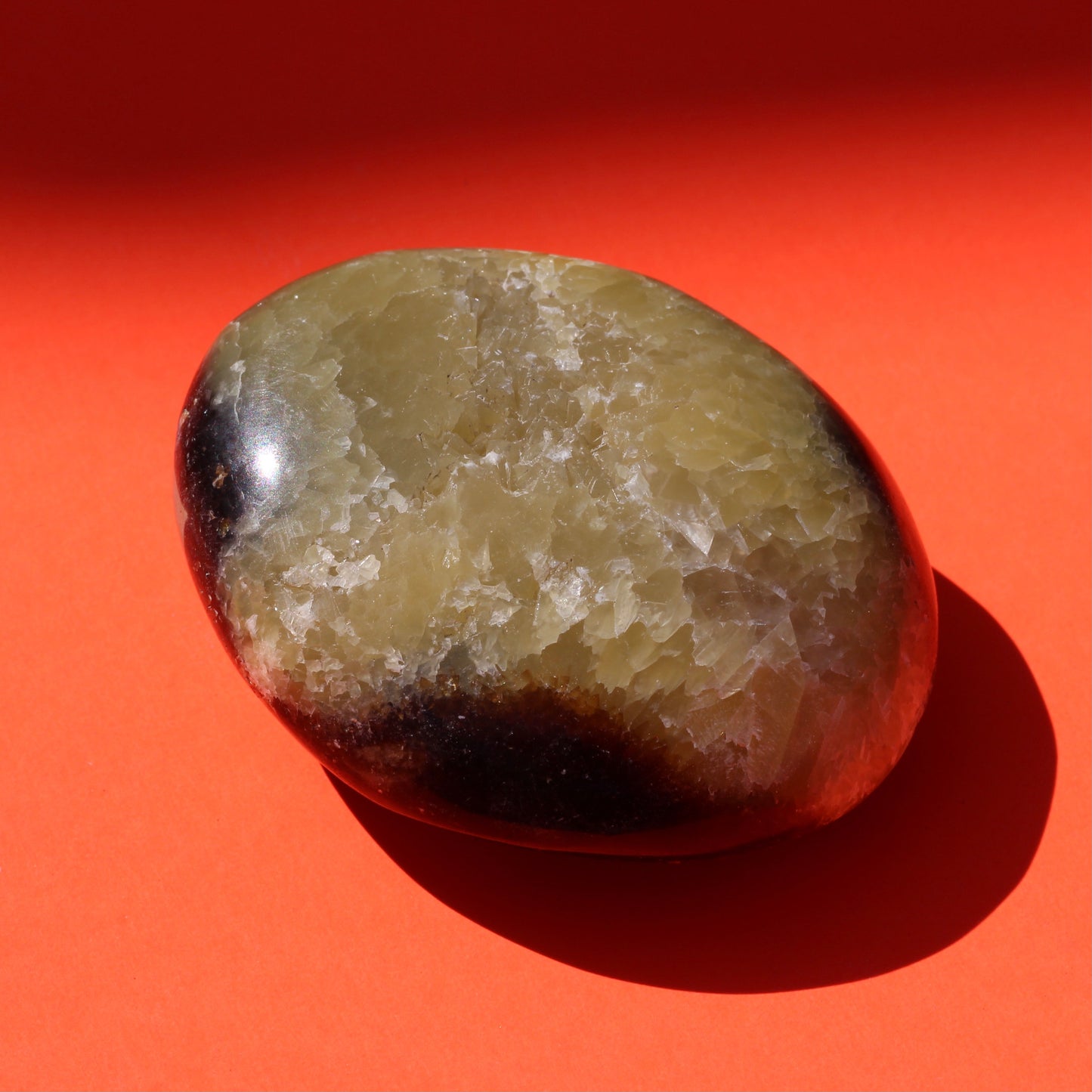 Septarian Jasper Palm Stone (No.3) - Emit Energy
