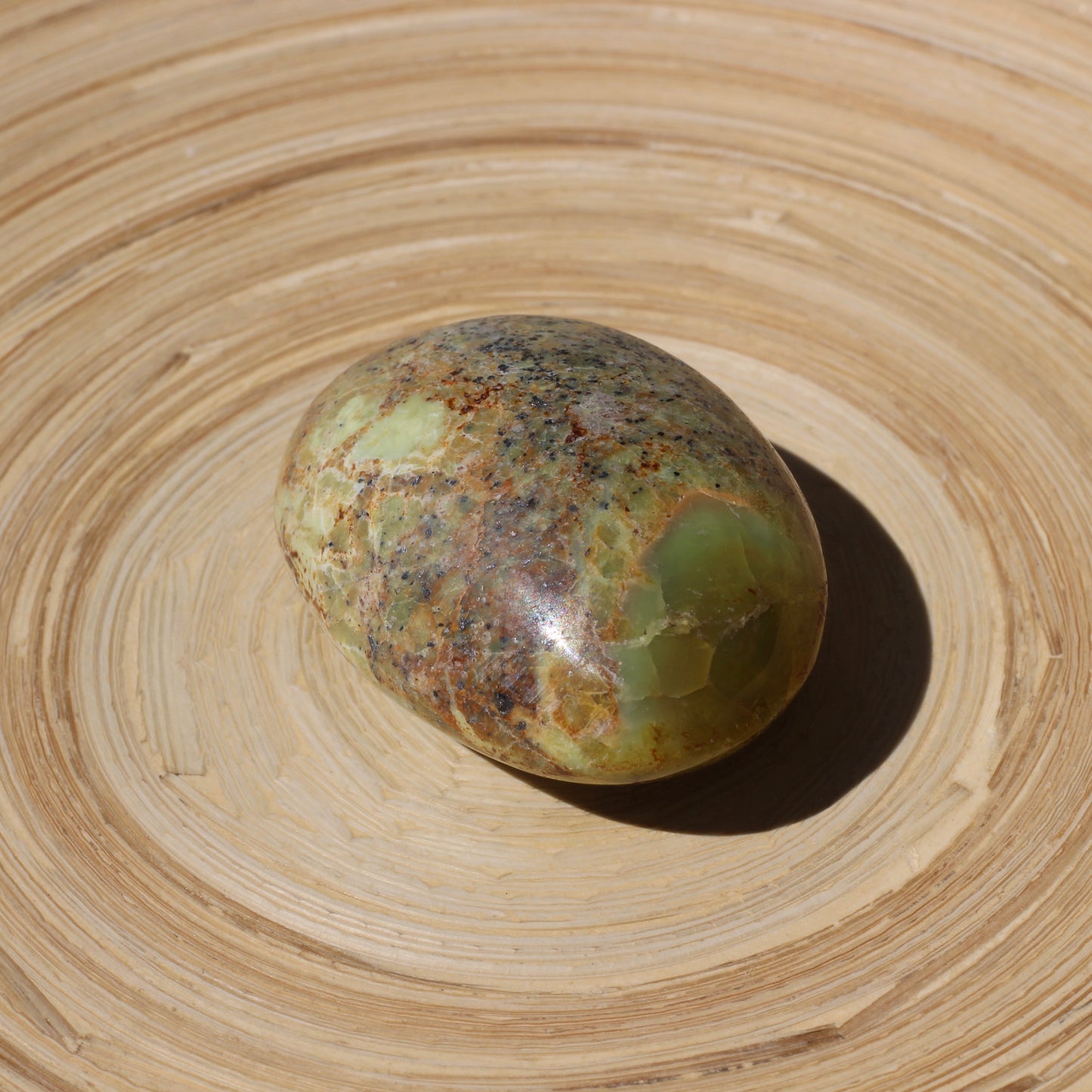 Green Opal (Mini Palm Stone) (No.2) - Emit Energy