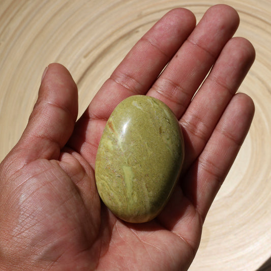 Green Opal (Mini Palm Stone) (No.3) - Emit Energy
