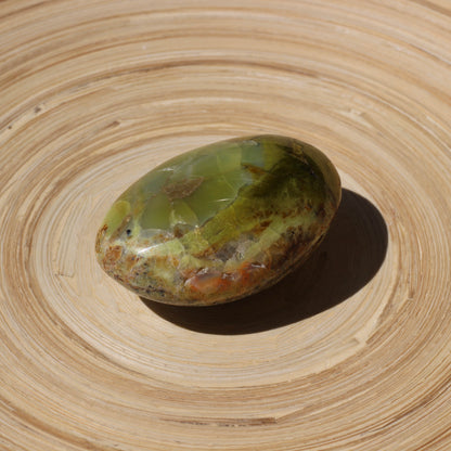 Green Opal (Mini Palm Stone) (No.2) - Emit Energy