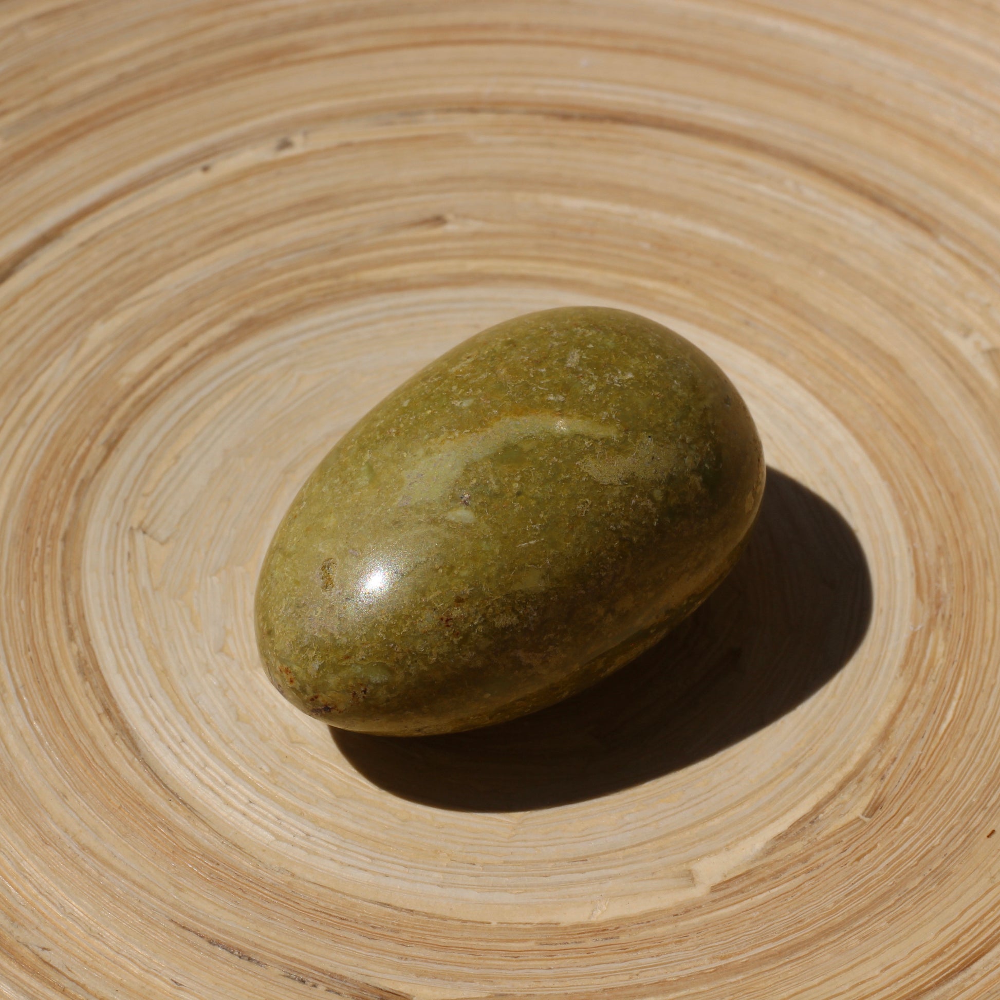 Green Opal (Mini Palm Stone) (No.1) - Emit Energy