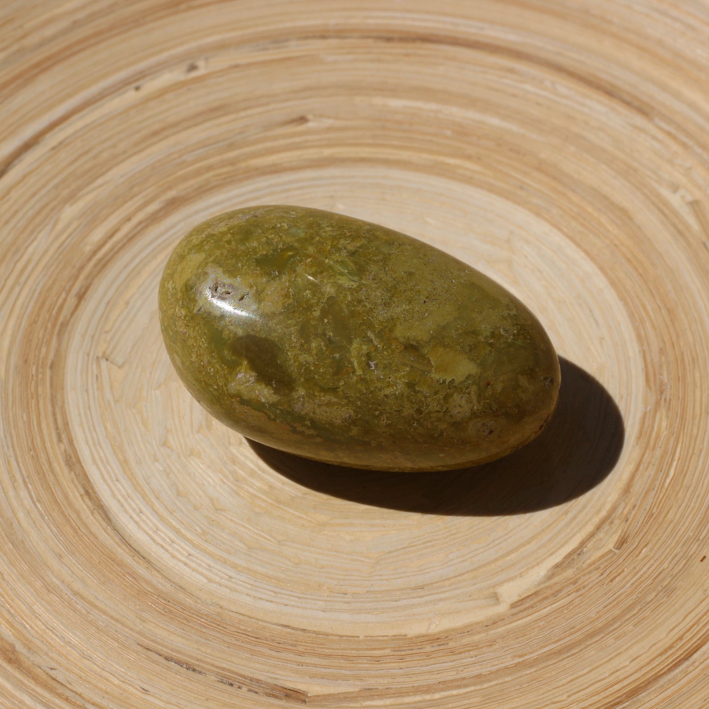 Green Opal (Mini Palm Stone) (No.1) - Emit Energy